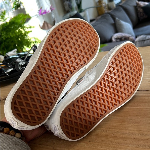 Stylish Brown and White Women's Vans Slip-On Shoes - Picture 7 of 7